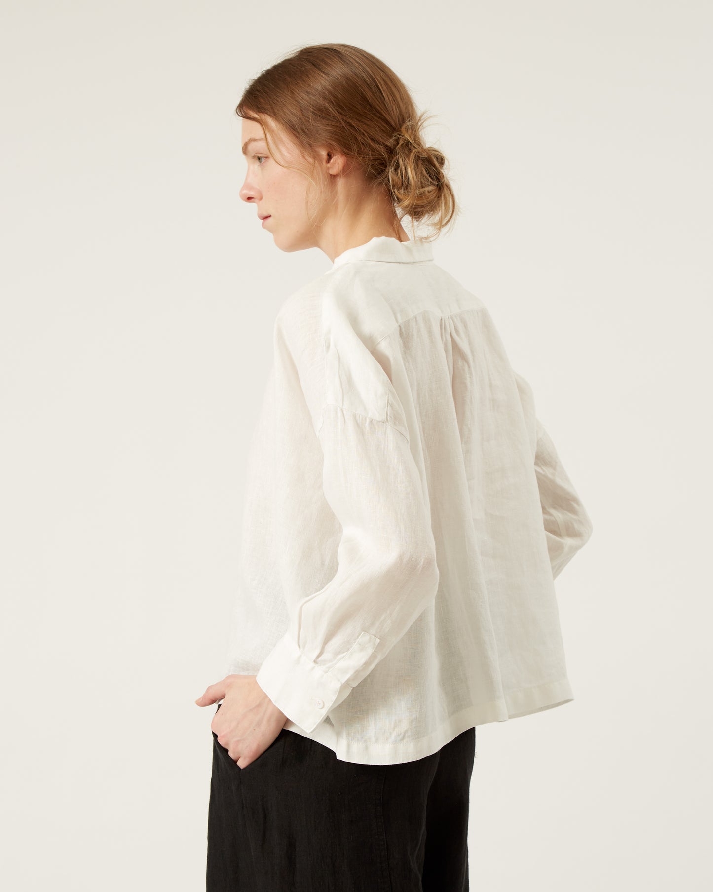 NOOR linen shirt